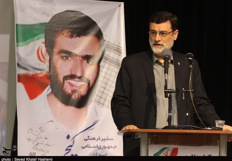  سی‌و‌دومین سالگرد شهادت شهید صادق گنجی در دشتستان برگزار شد 